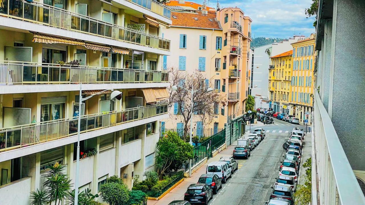 Apartamento Elegant, Spacious, Central Niza Exterior foto